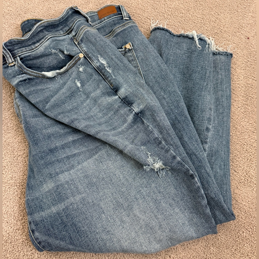 Judy Blue High Rise Medium Wash Wide Leg Jeans Distressed 22W